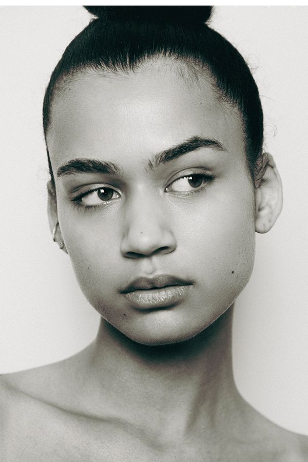 Portrait of SHADÉ