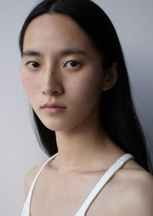 Portrait of JINGWEN