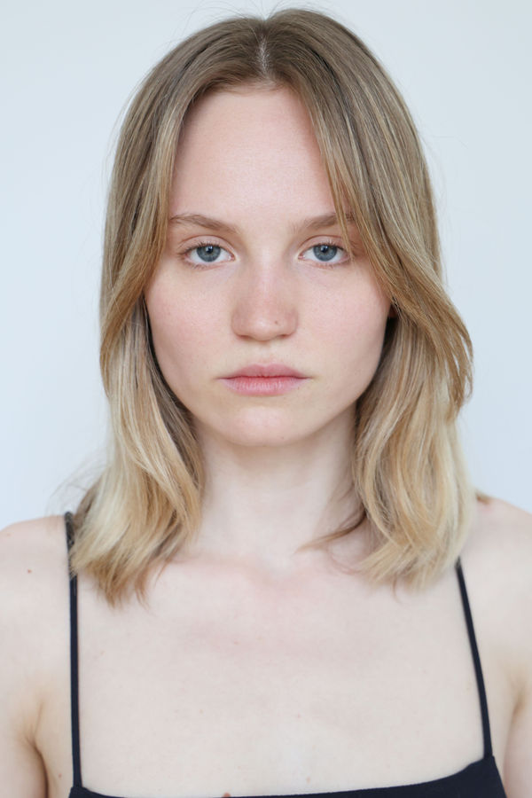 Portrait of JEANNE<br />